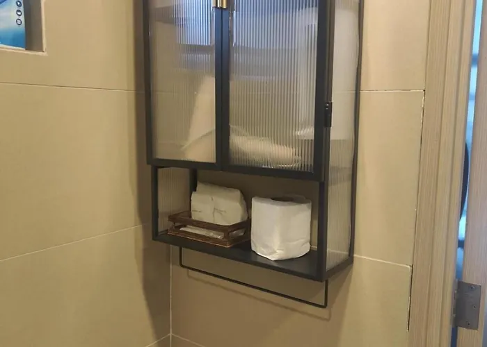 2bedroom,2bathroom,swimming Pool,family Type * Manila